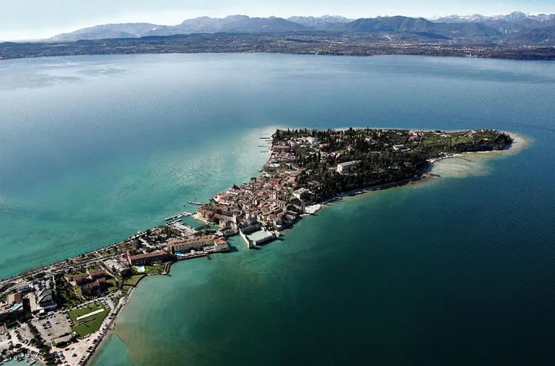 SIRMIONE in BARCA!